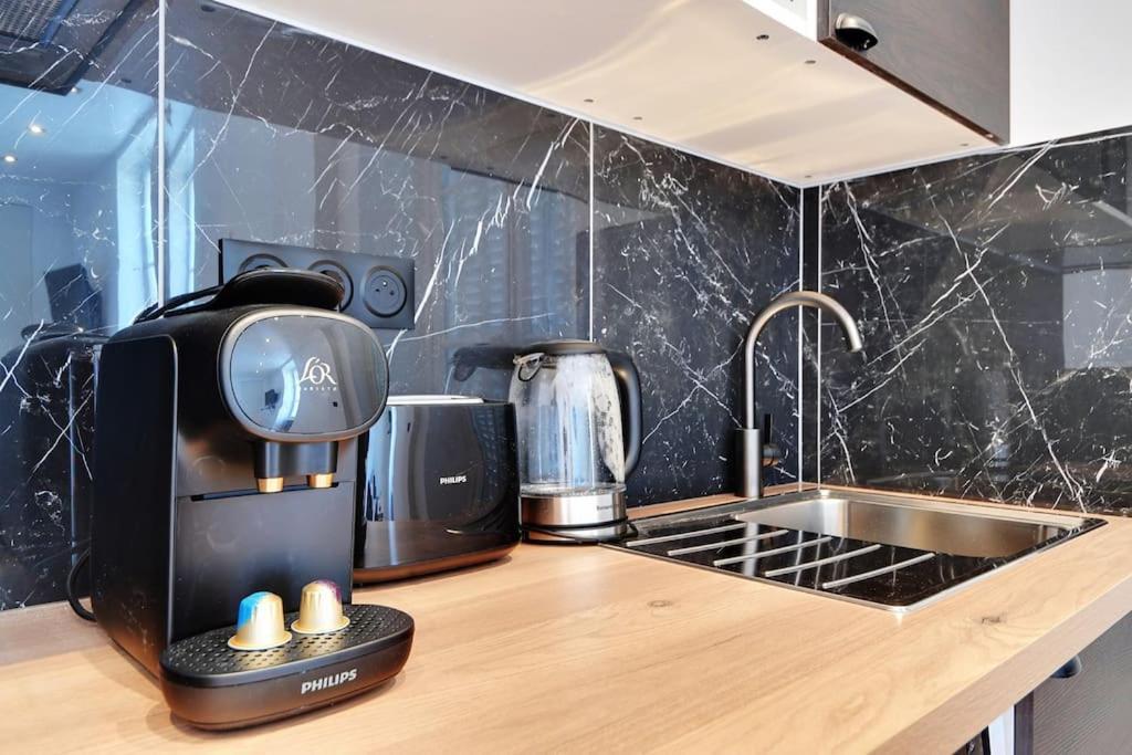 Appartement 4 Personnes Aux Portes De Paris Saint-Denis  Buitenkant foto
